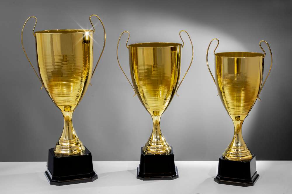 Pokalserie Jutta gold