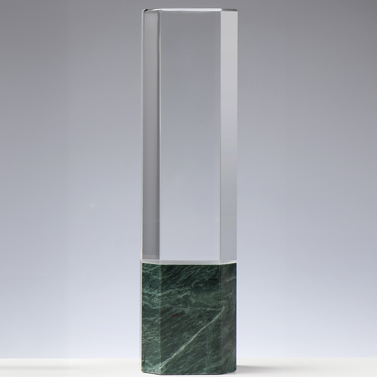 Ehrenkristall – Naturstein-Kristallglas-Award, 23 cm – 68437